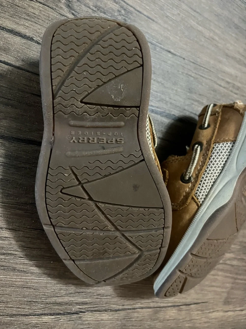 Sperry Kids Light Brown Velcro Moccasins Size 7